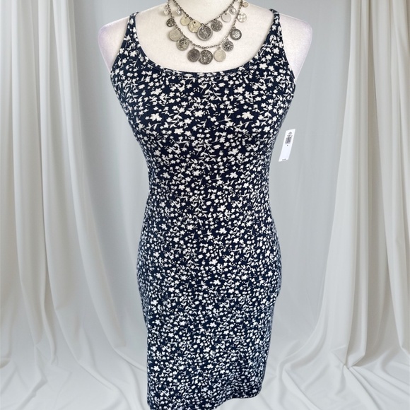 DRESS BUNDLE - 3 FOR $12 - Picture 1 of 10